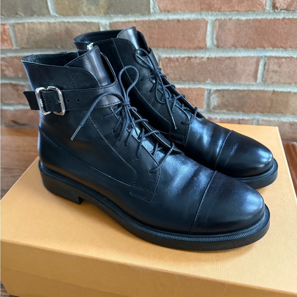 Tod’s Gomma Leather Boots - 39.5